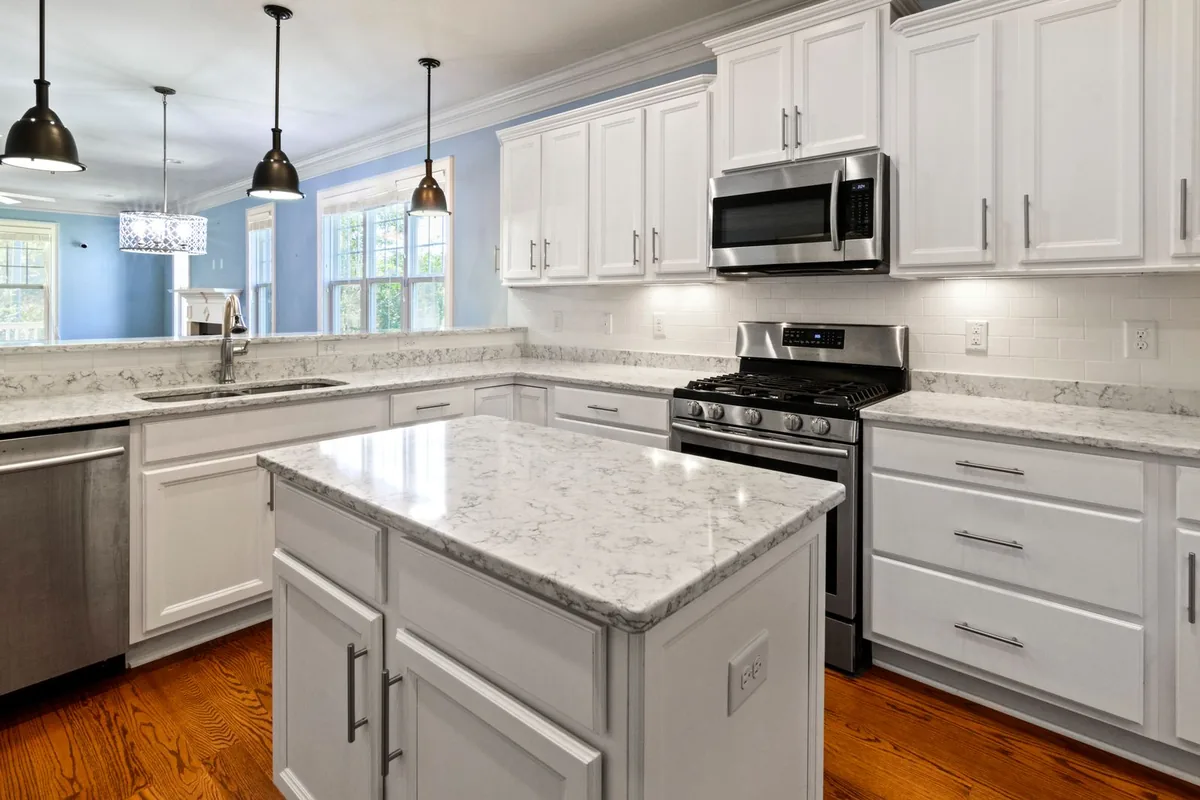 Filth & Squalor Cleanup in Hurstbourne, KY